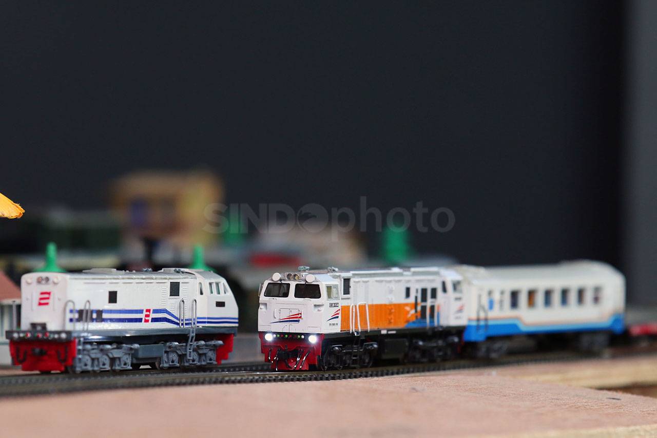 Kereta Mini Listrik...