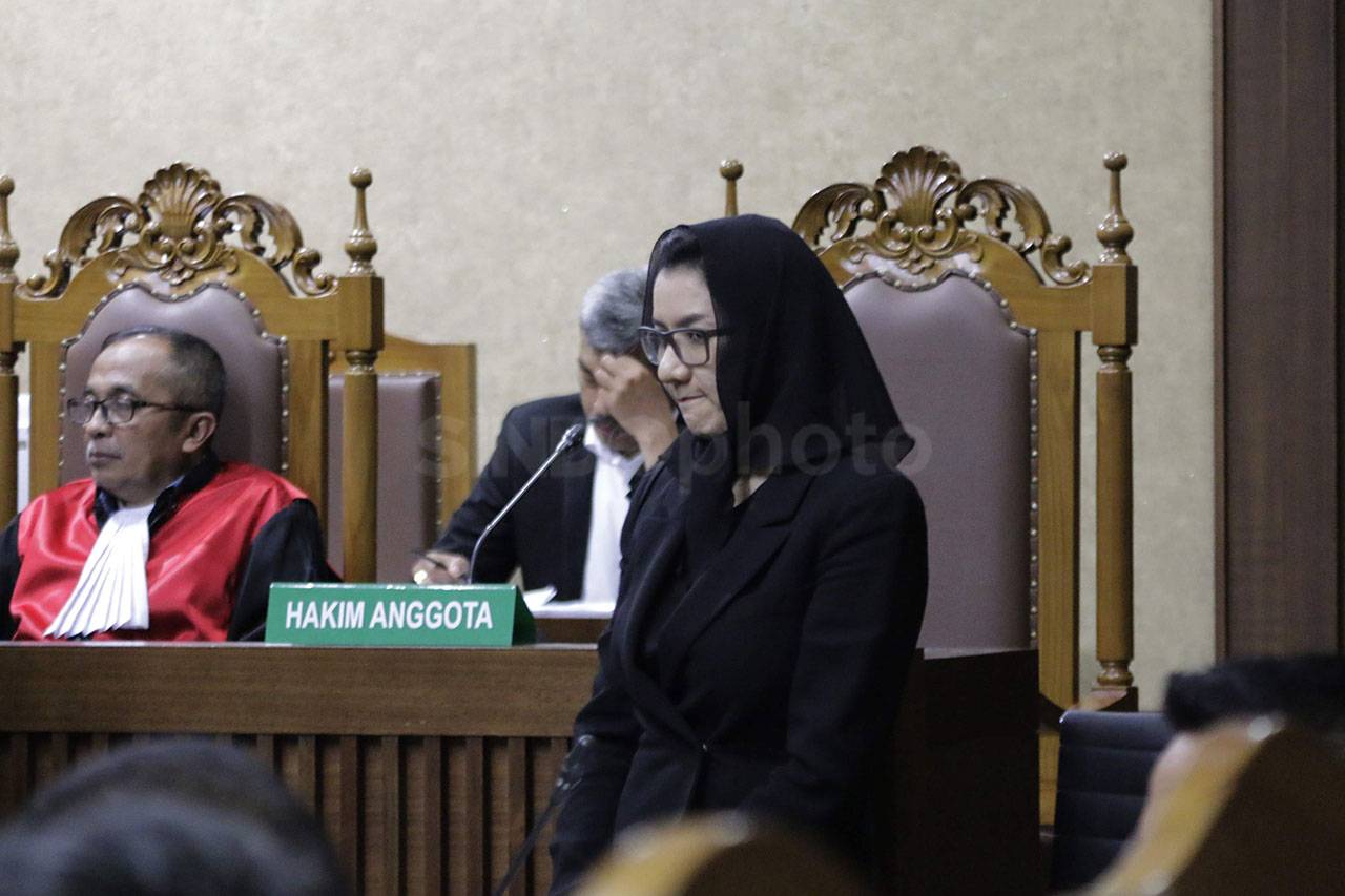 Bupati Rita Jalani Sidang...