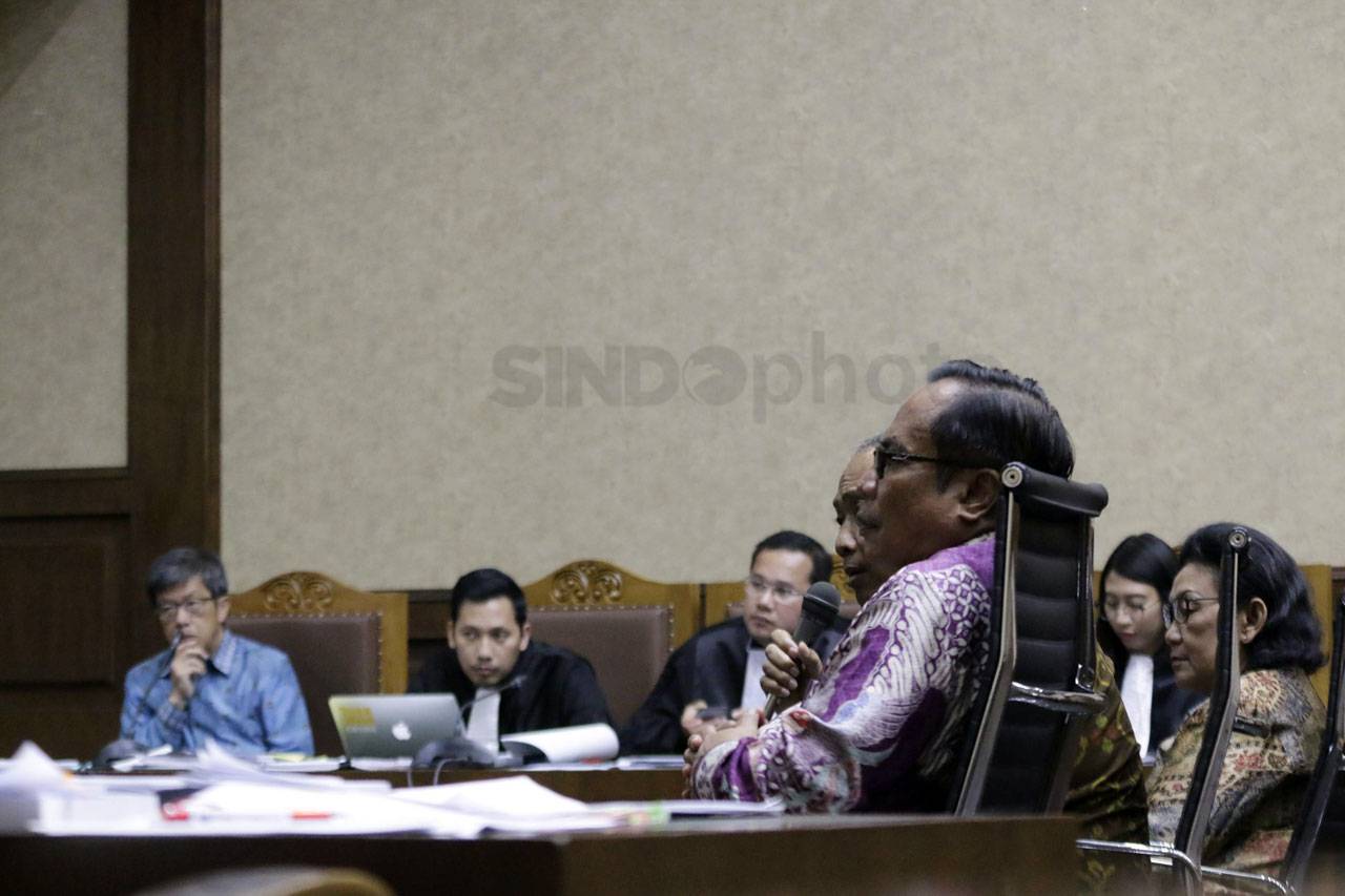 Sidang Kasus E-KTP,...
