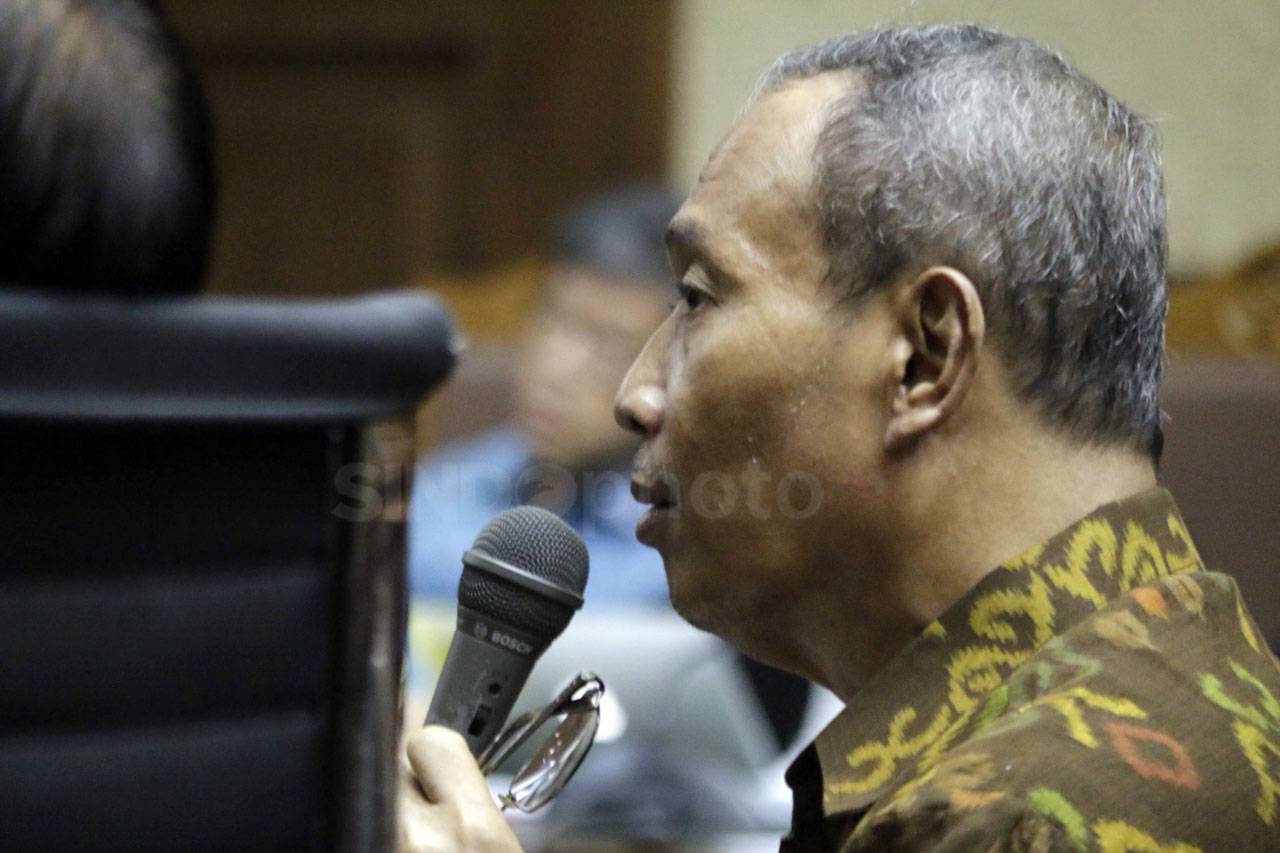 Sidang Kasus E-KTP,...