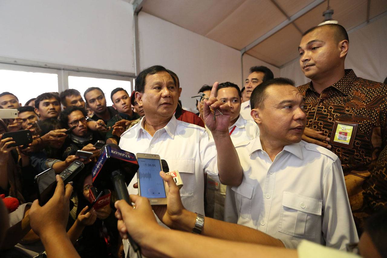 Prabowo Hadiri Rakernas...