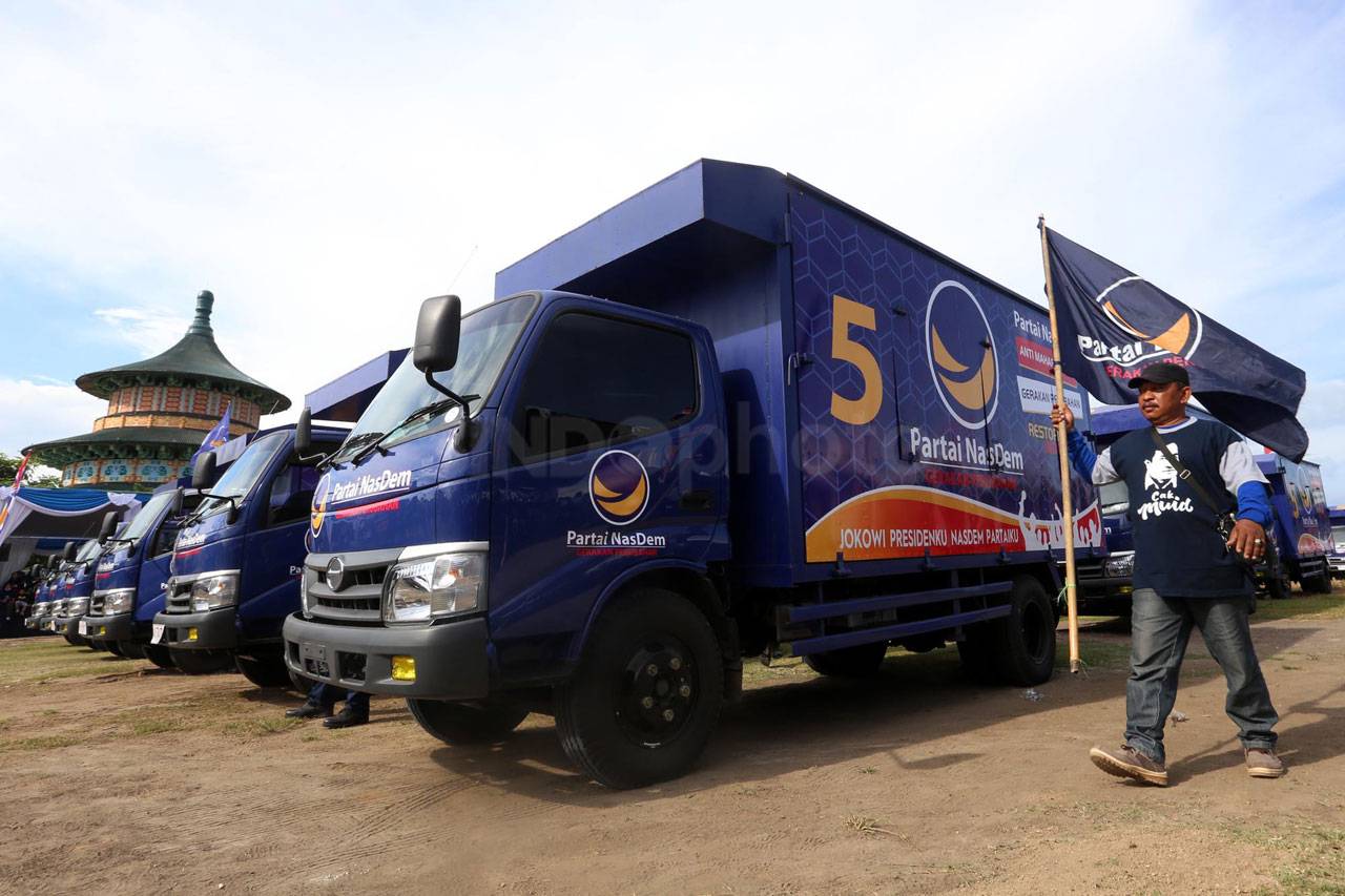 Partai Nasdem Luncurkan...