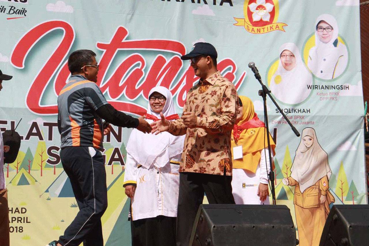 Anies Baswedan Hadiri...
