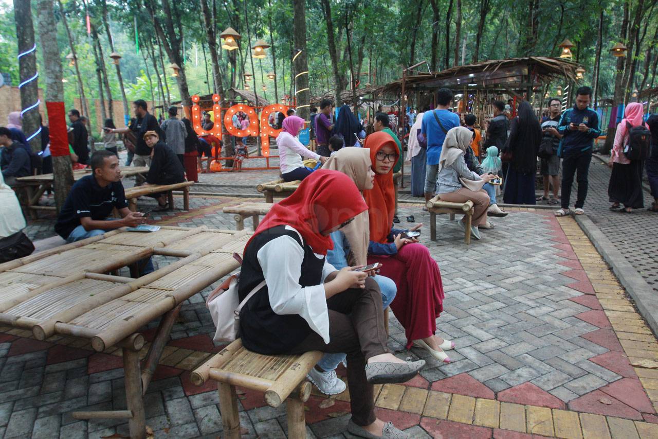 Berwisata Kuliner di...