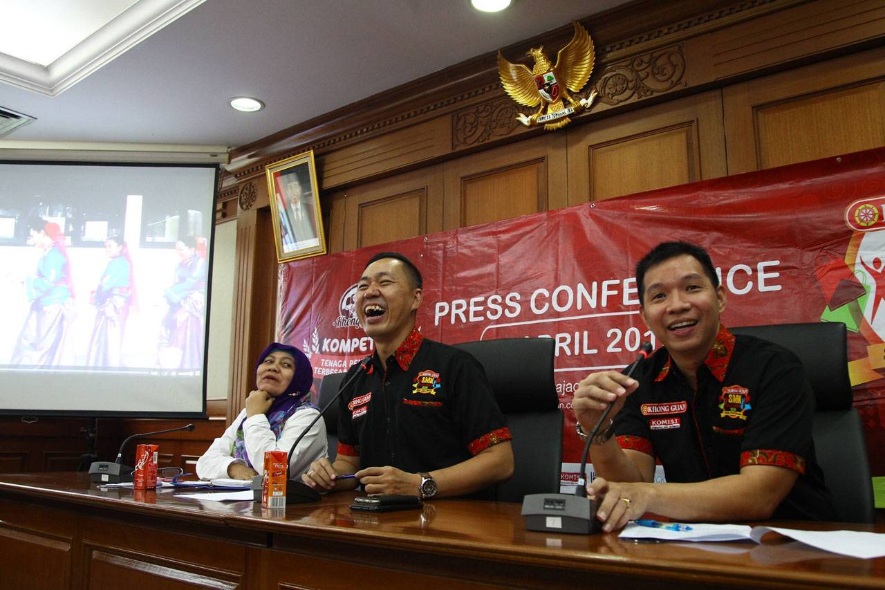 Peluncuran Program Khong...