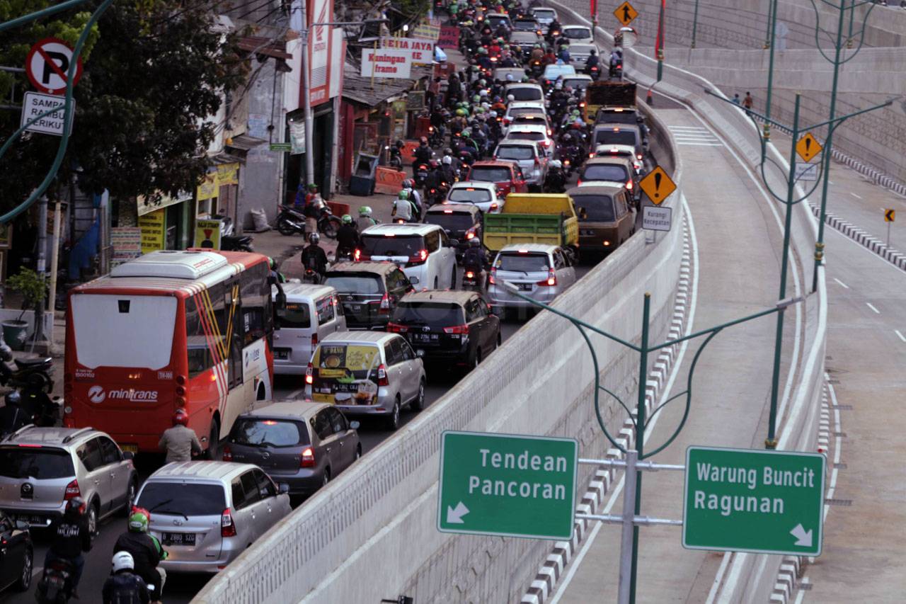 Underpass Mampang-Kuningan...