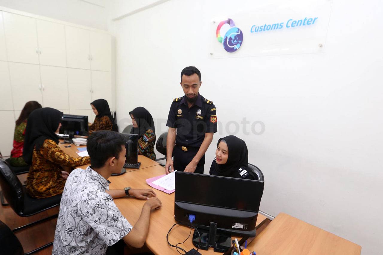 Pertama di Indonesia,...
