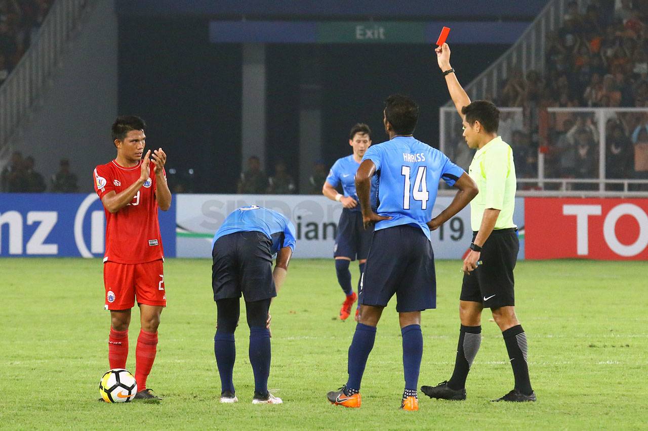 Sundulan Terbang Simic...