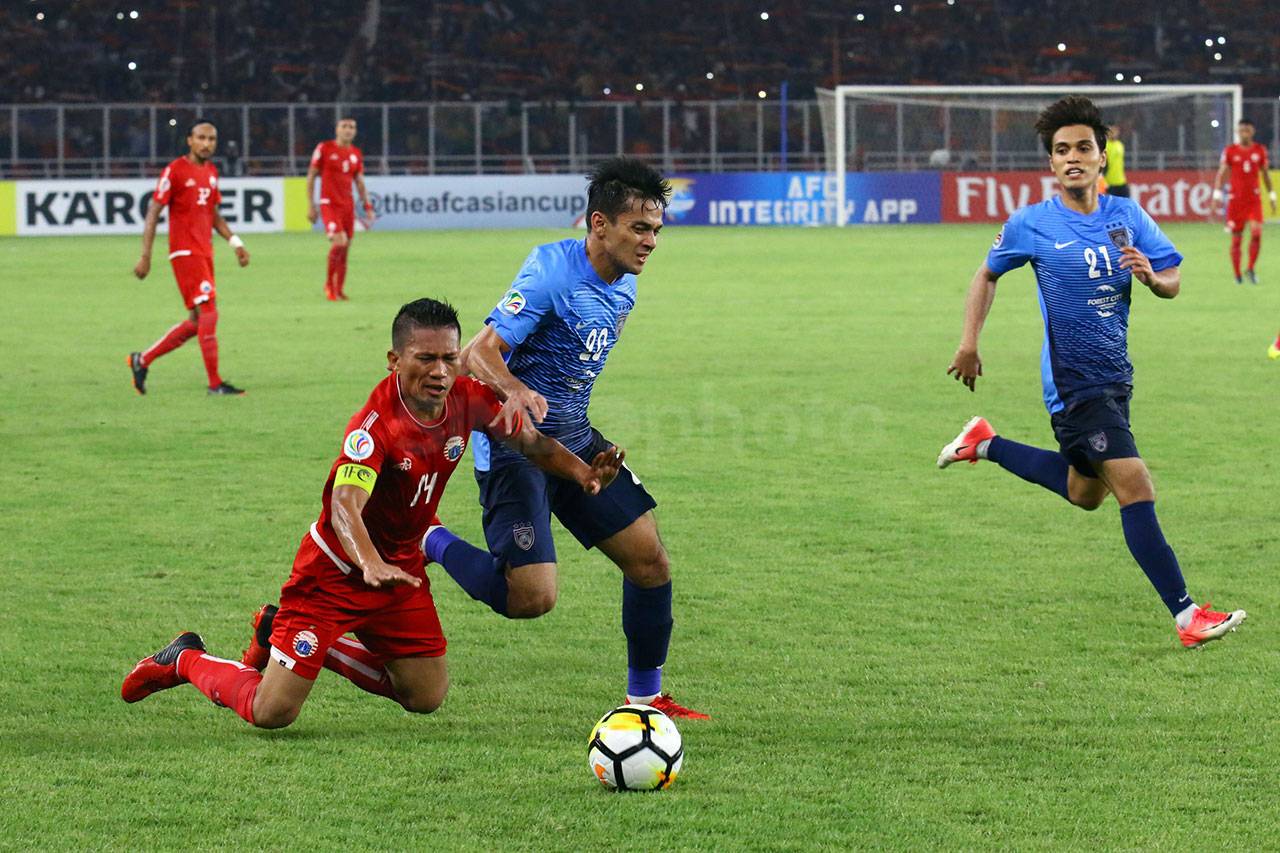 Sundulan Terbang Simic...
