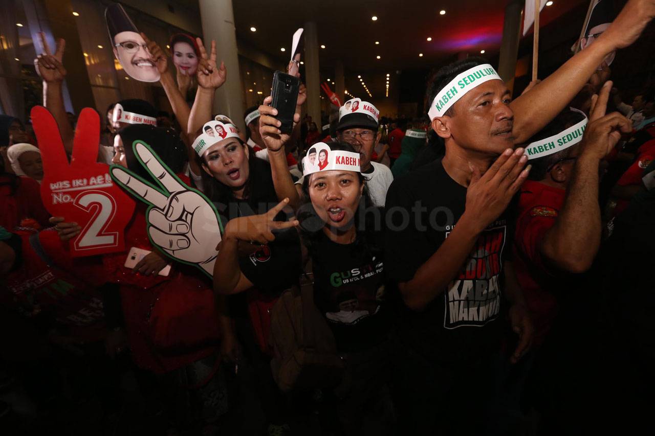 Dua Pasangan Calon Ikuti...