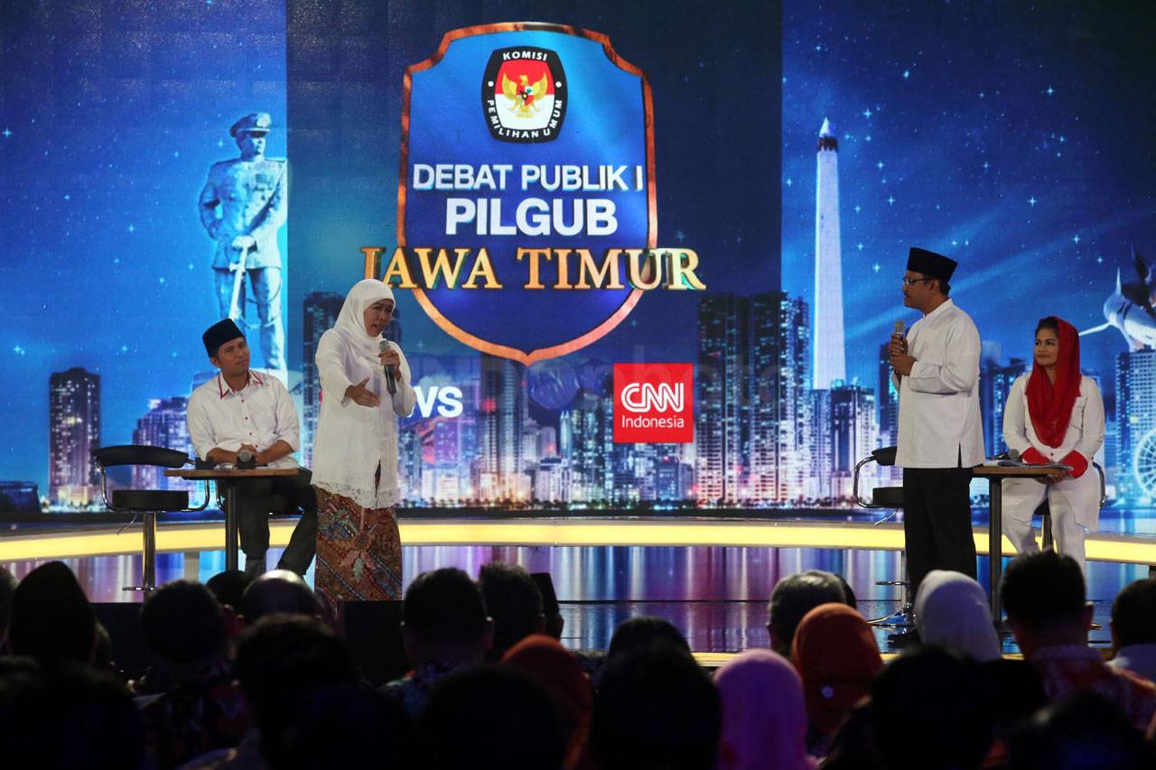 Dua Pasangan Calon Ikuti...