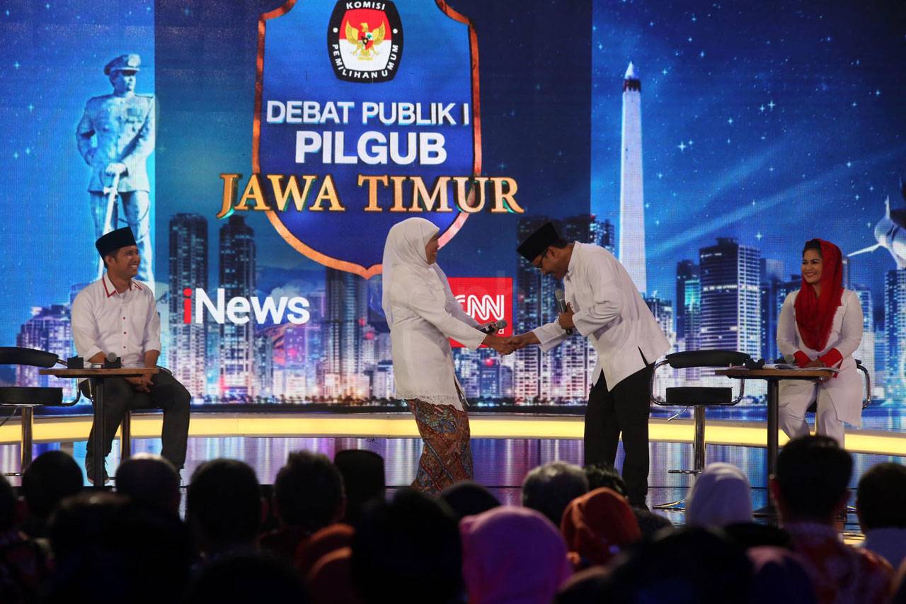 Dua Pasangan Calon Ikuti...