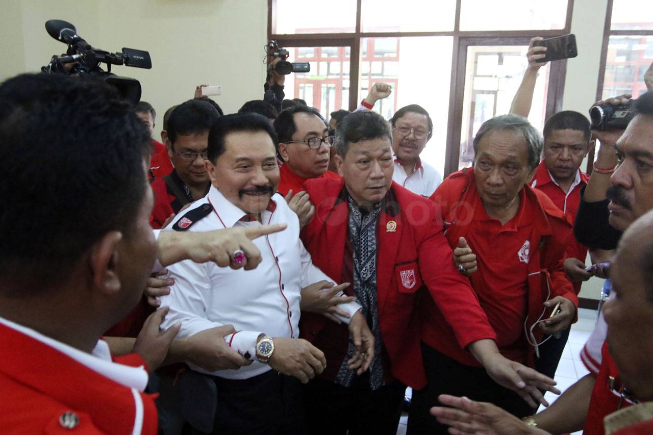 Menang Gugatan PTUN,...