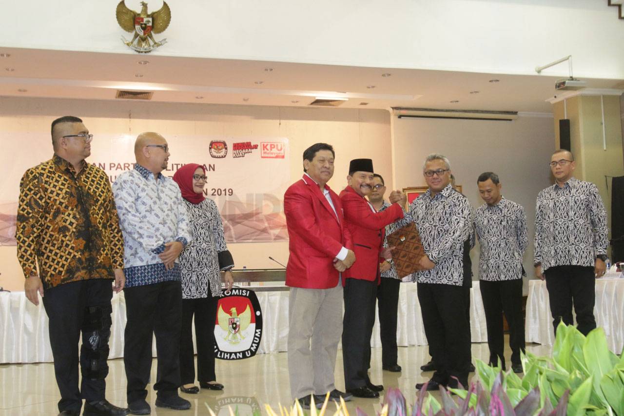 Dengan Nomor Urut 20,...