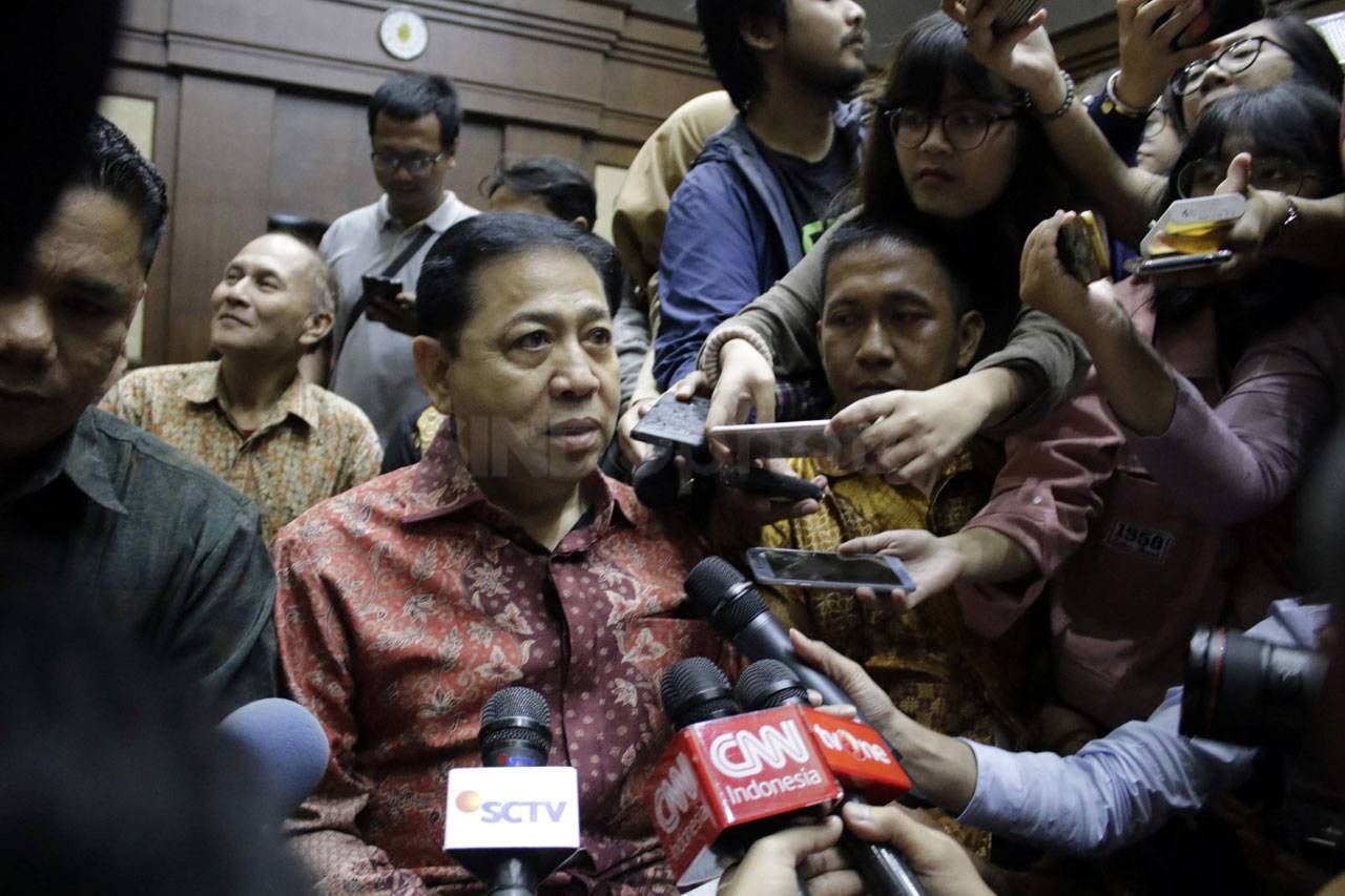 Bacakan Pledoi, Setya...
