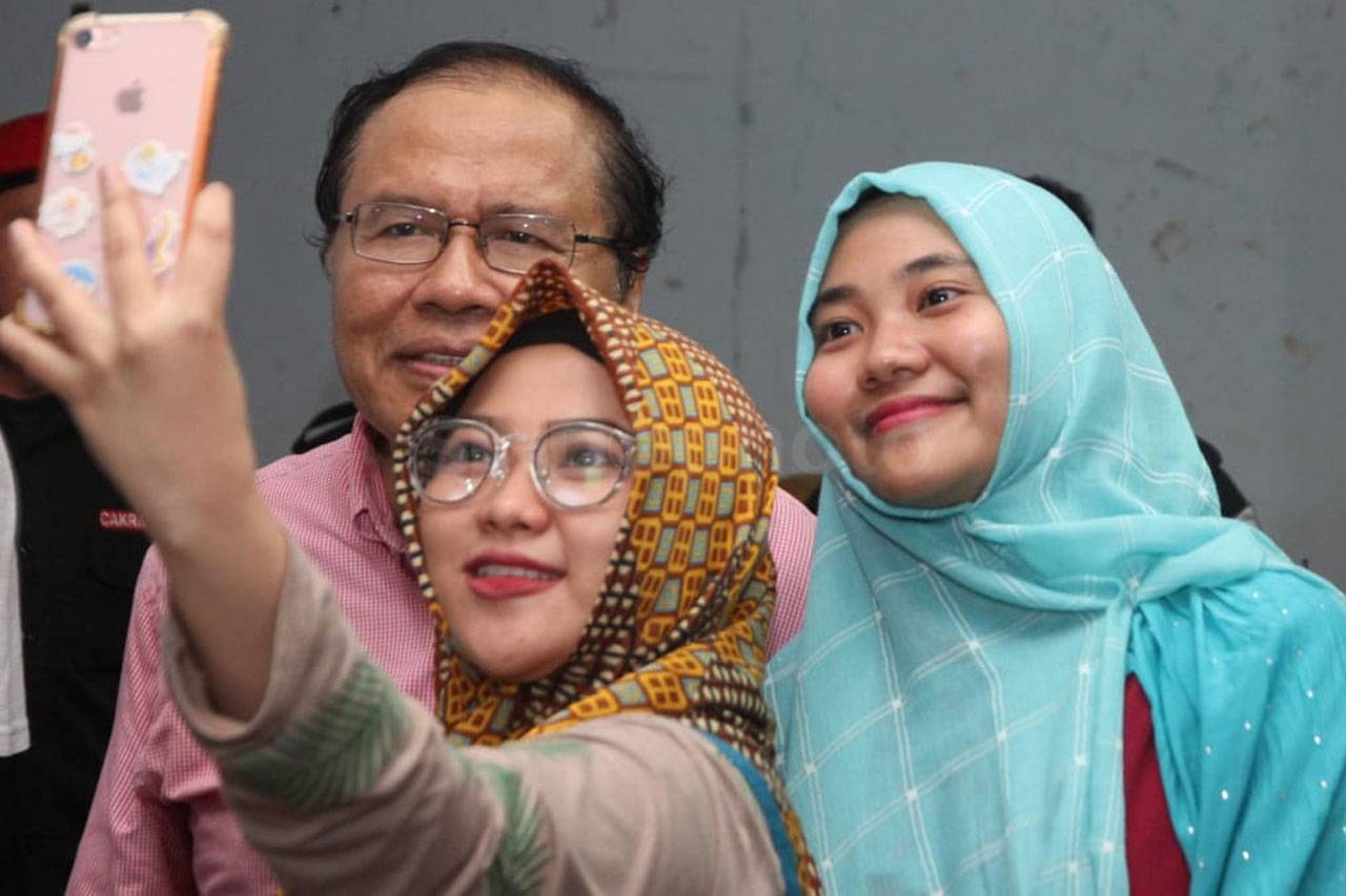 Persis Dukung Rizal...