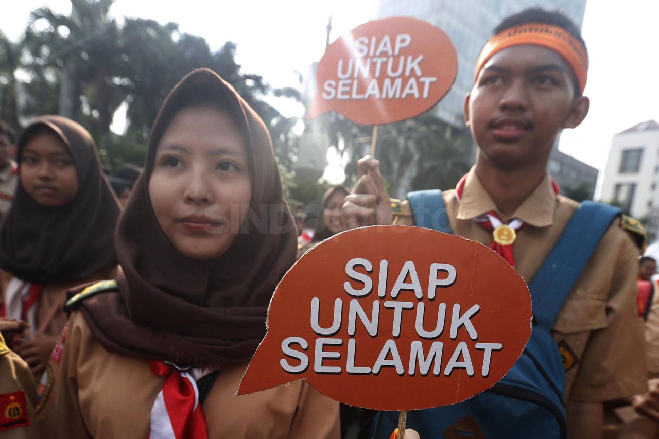 BNPB Gelar Pawai Hari...