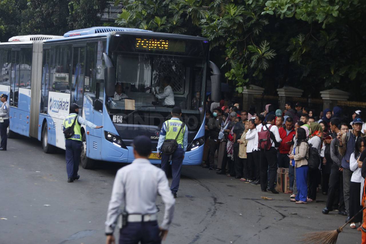 Ganjil Genap Diberlakukan...