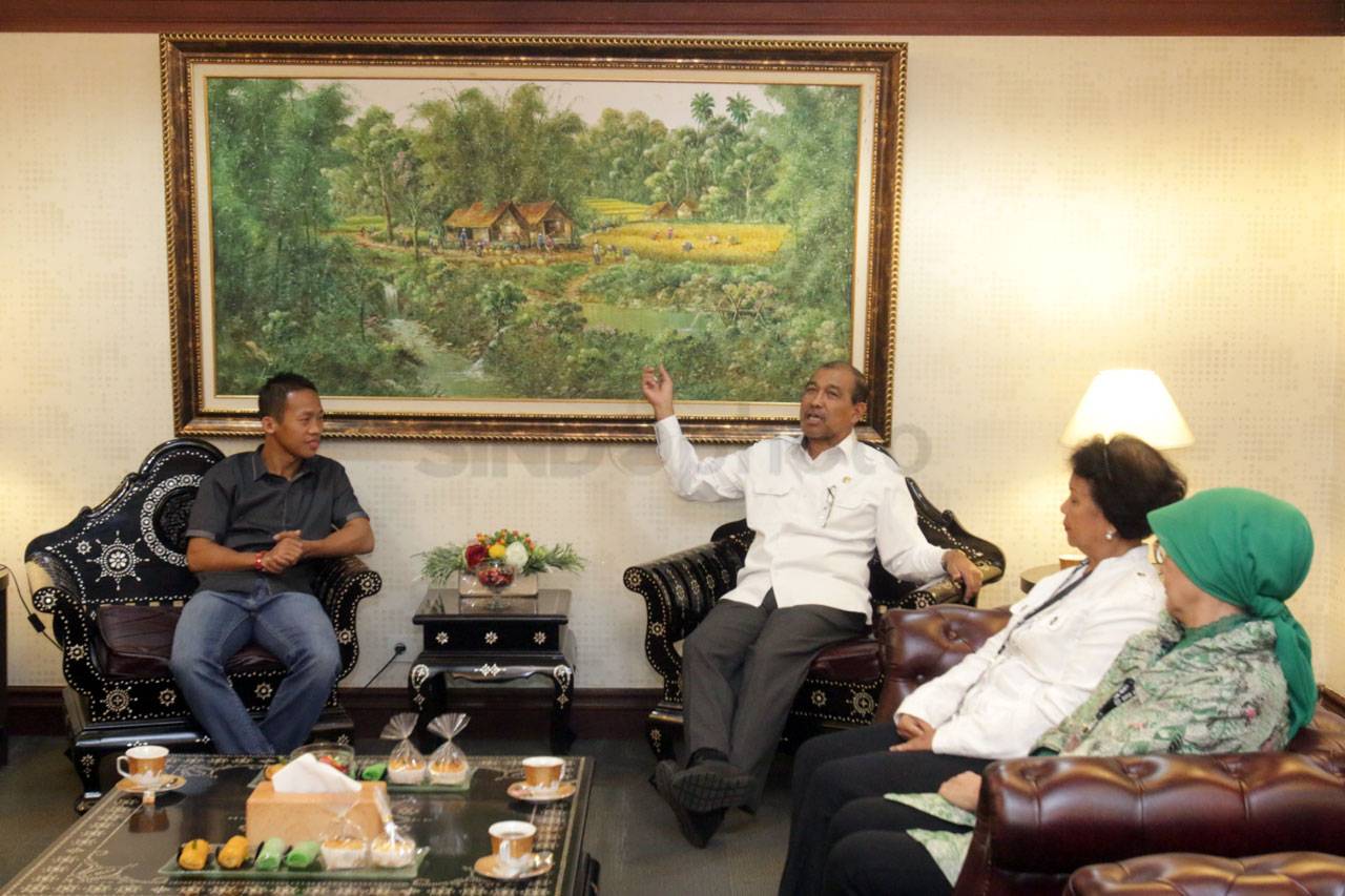 Petinju Daud Yordan...