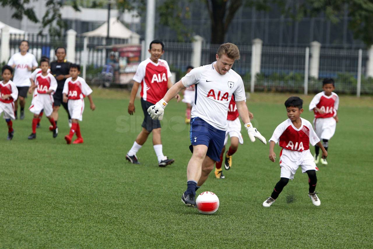 AIA Luncurkan Program...