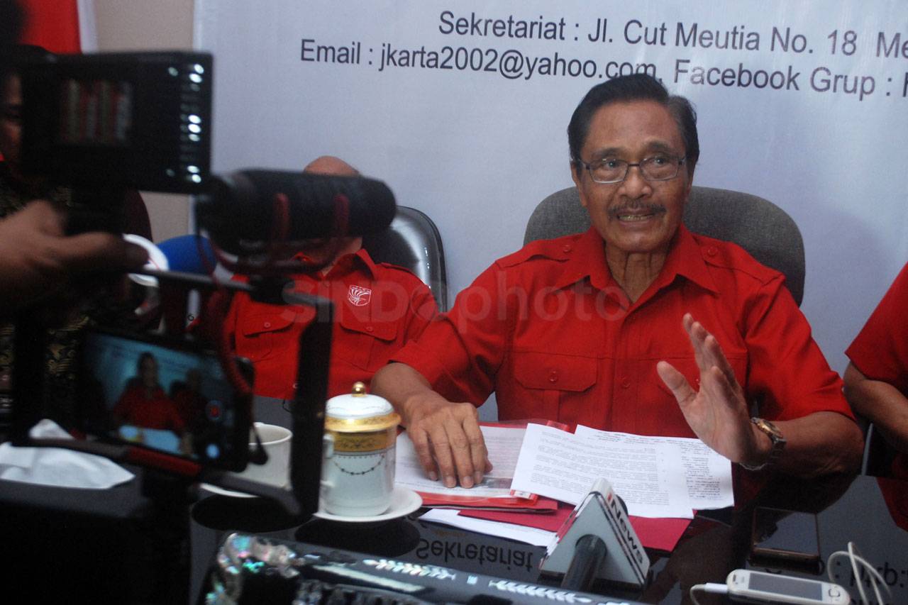 Haris Sudarno Sikapi...