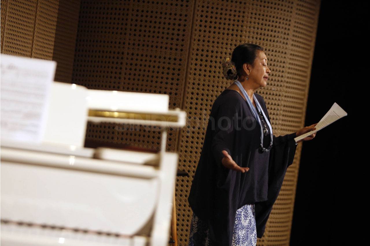Mengenal Pramoedya Ananta...