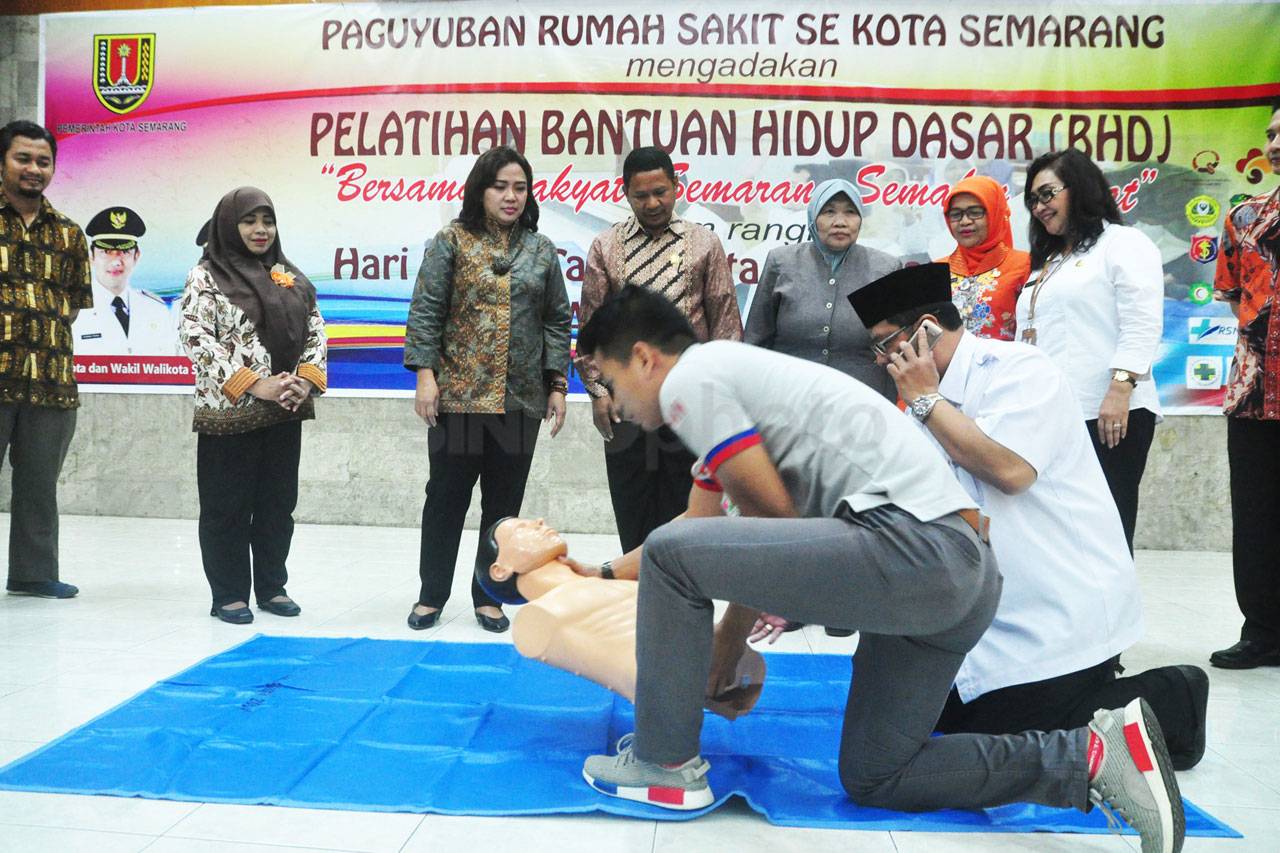 Pelatihan Bantuan Hidup...