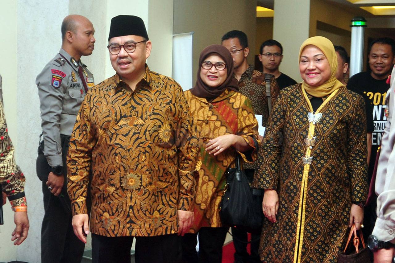 Debat Terbuka Pilgub...