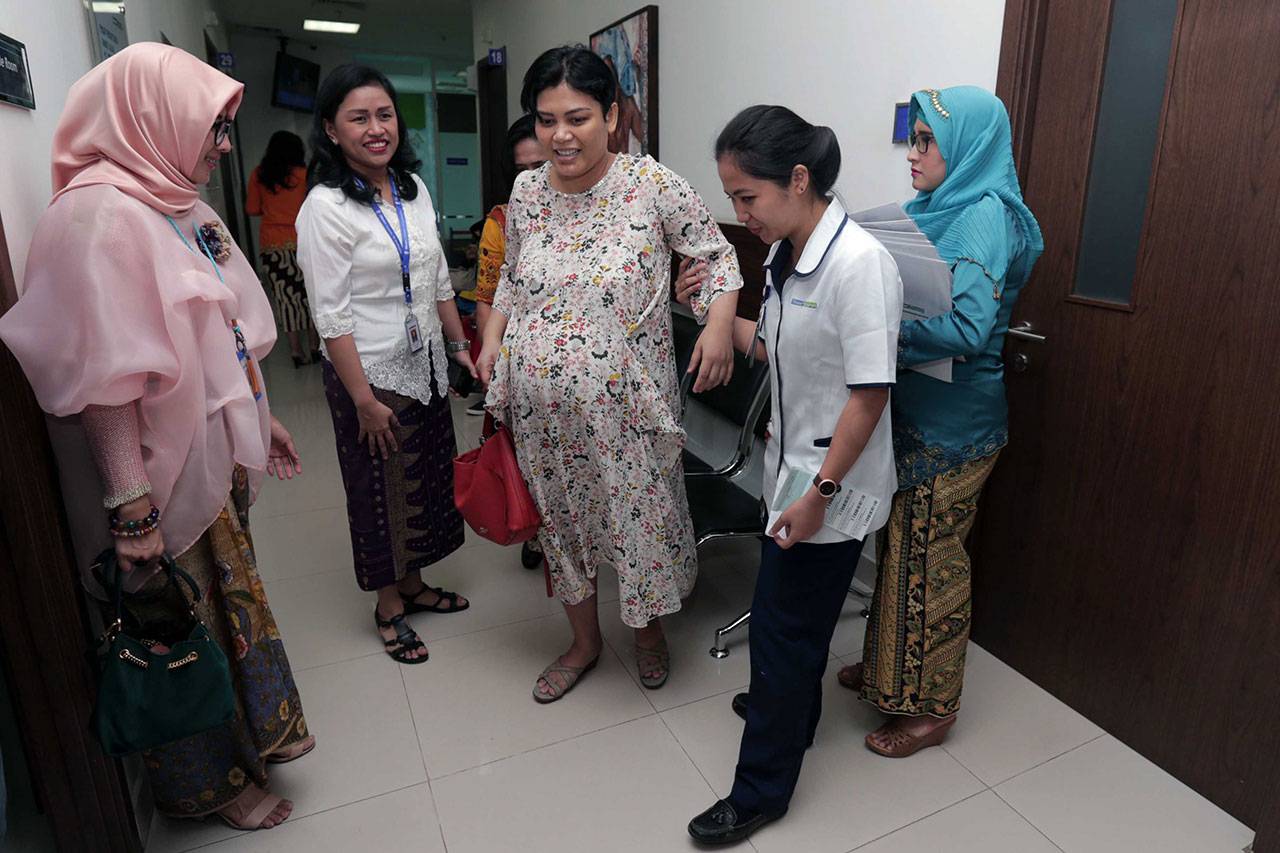 Rayakan Kartini Petugas...