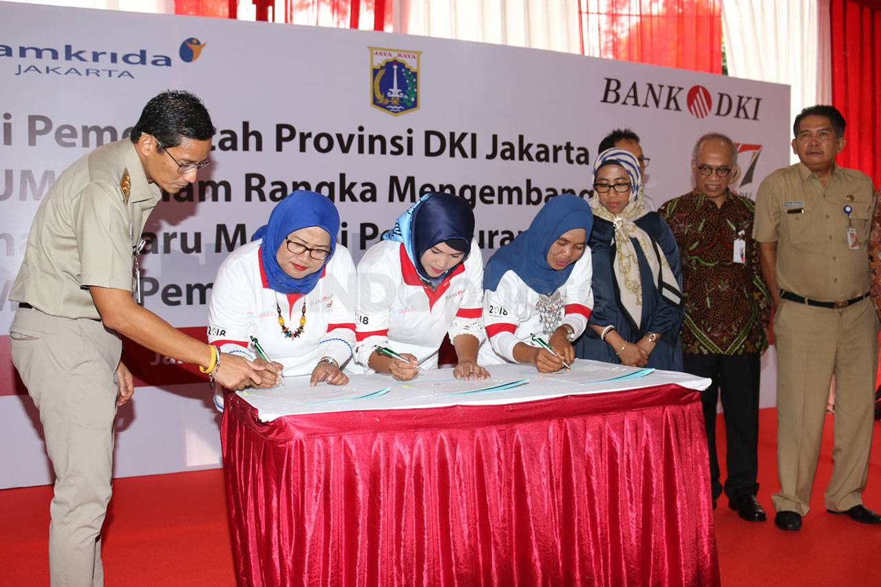 Bank DKI Berikan Kredit...