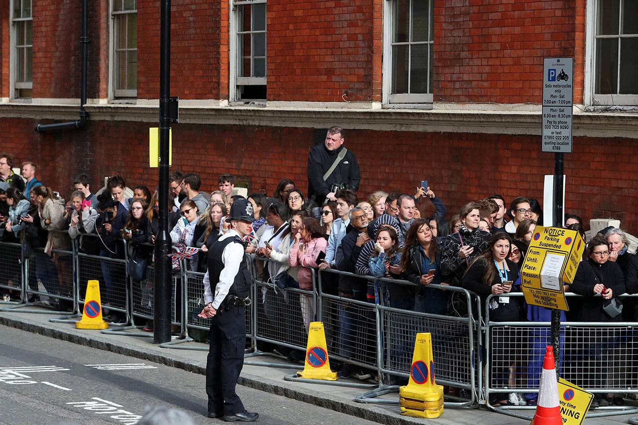 Kate Middleton Didampingi...