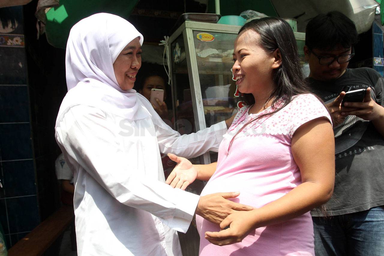Cagub Khofifah Blusukan...
