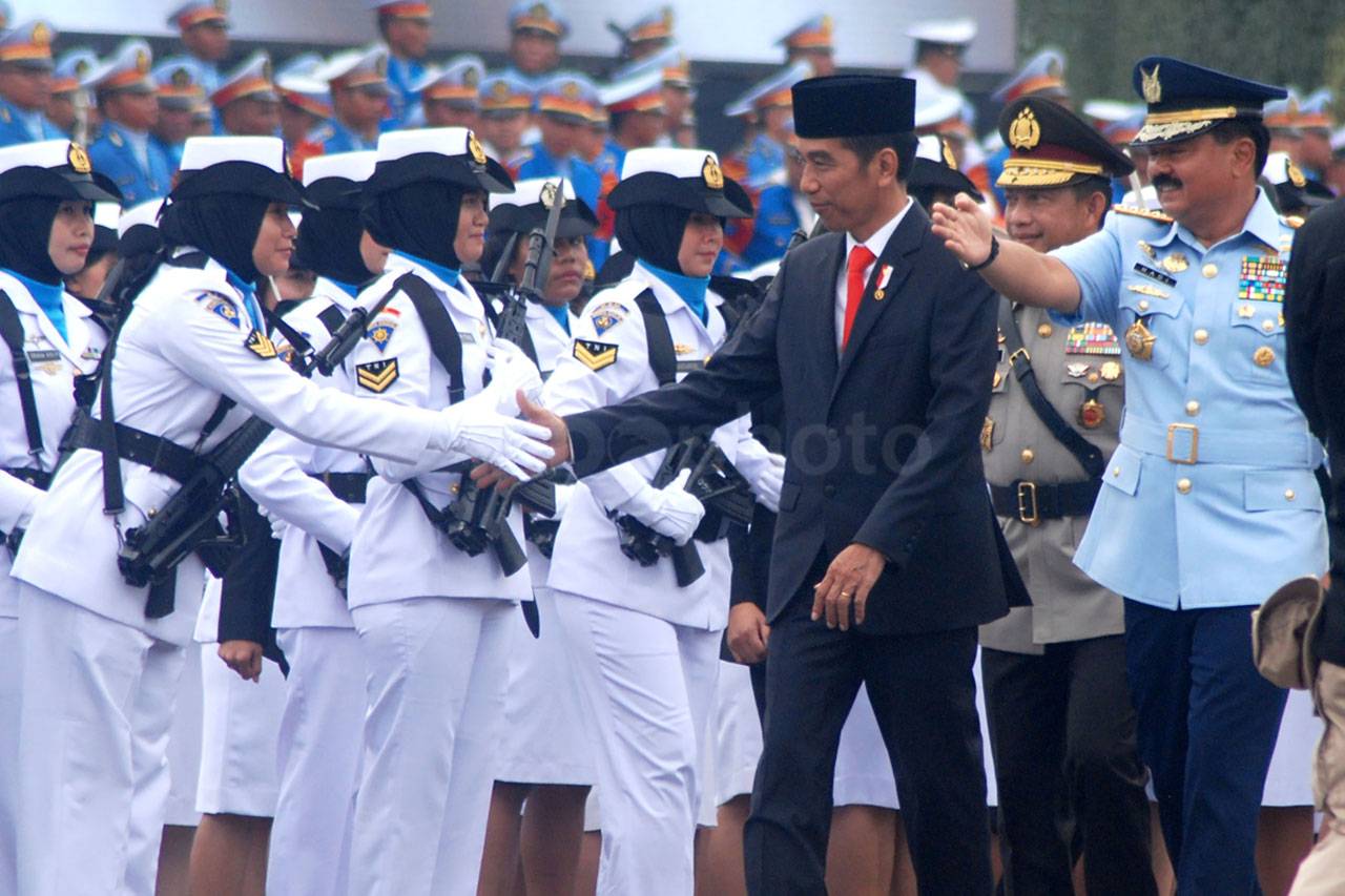 Presiden Jokowi Pimpin...