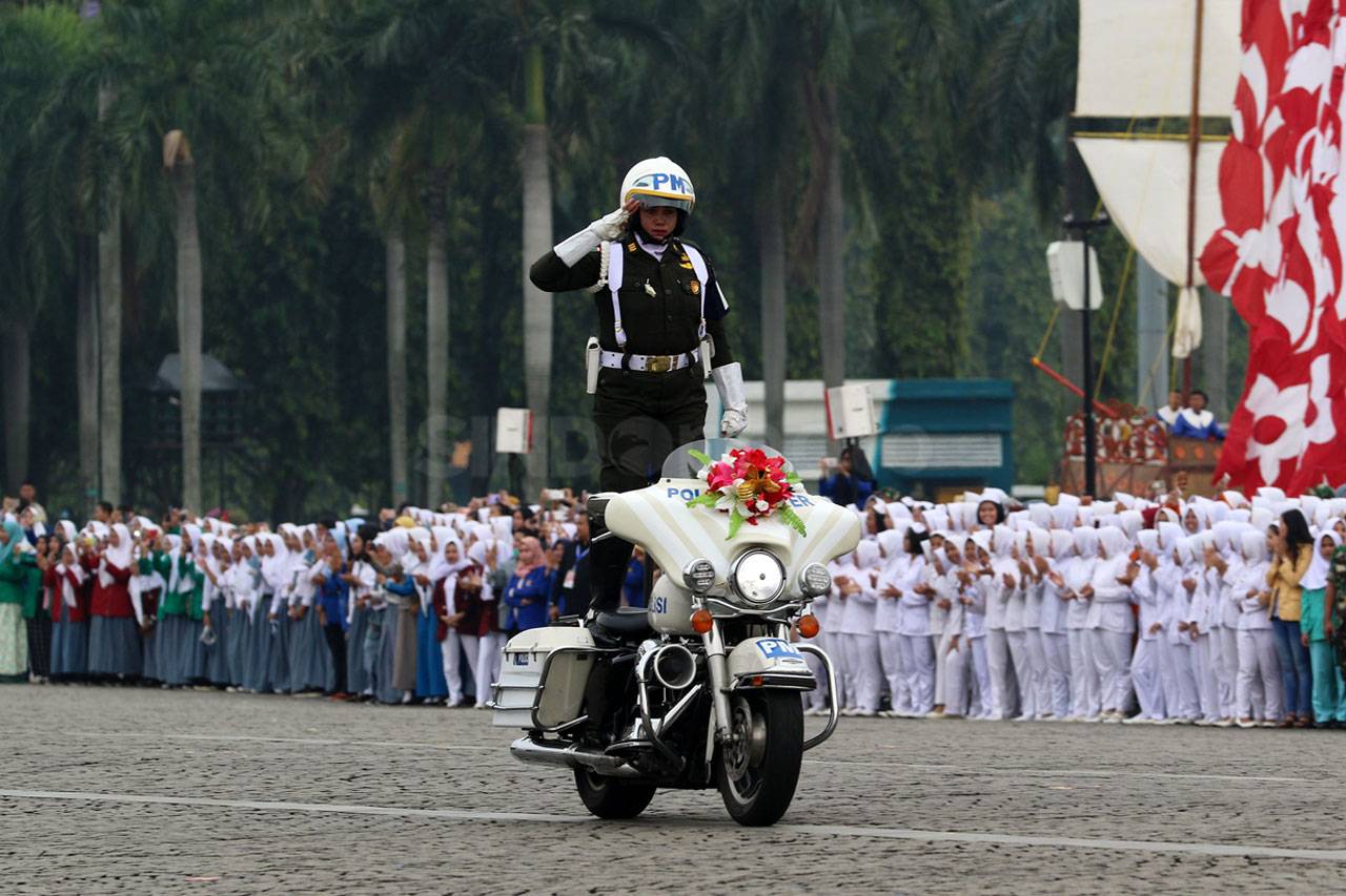 Presiden Jokowi Pimpin...