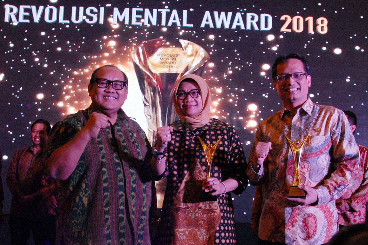 Direktur Umum dan SDM...