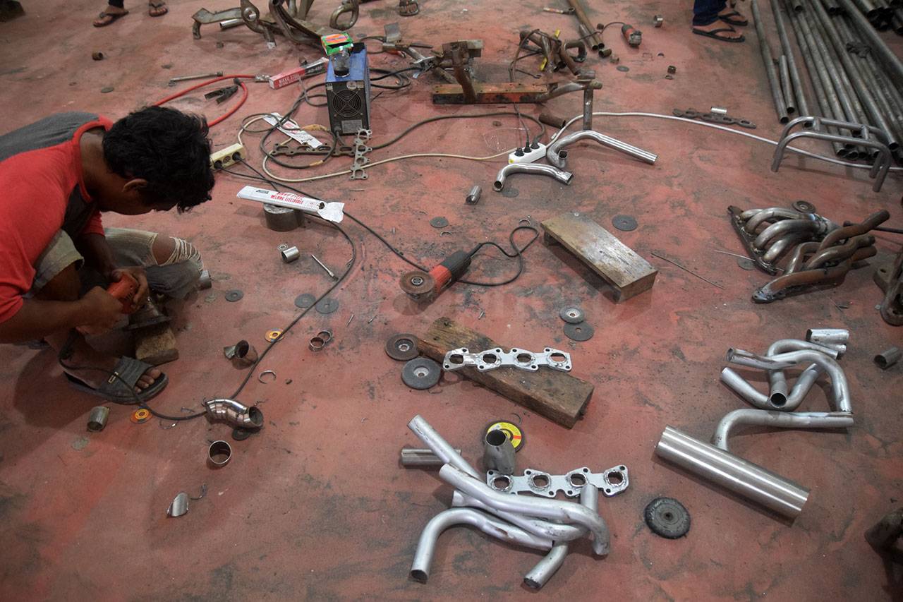 Industri Kecil Knalpot...