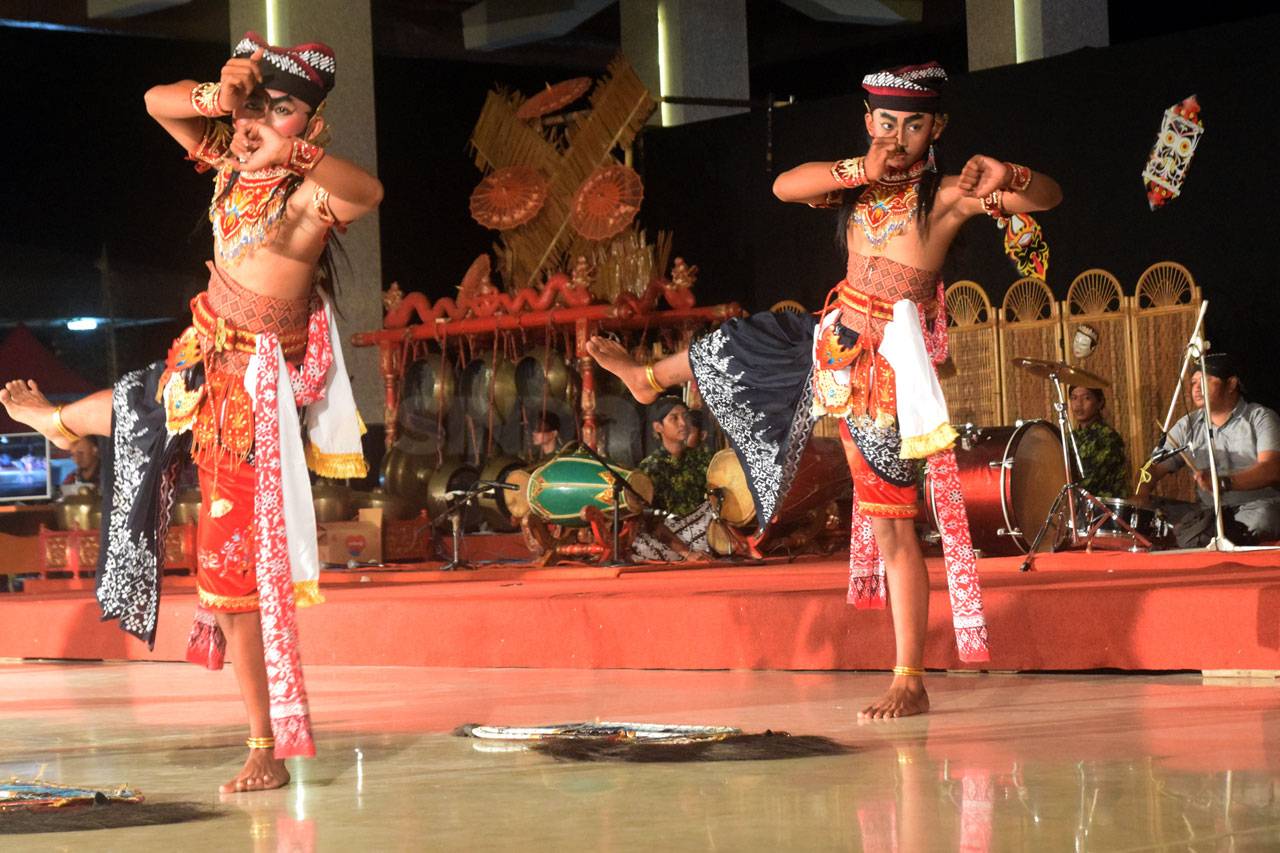 Peringati Hari Tari...