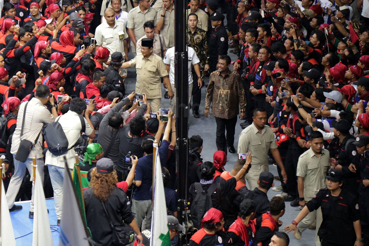Prabowo Hadiri Peringatan...