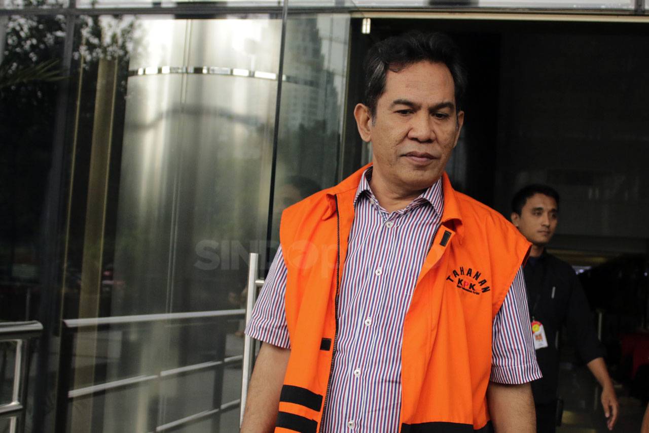 KPK Lanjutkan Pemeriksaan...