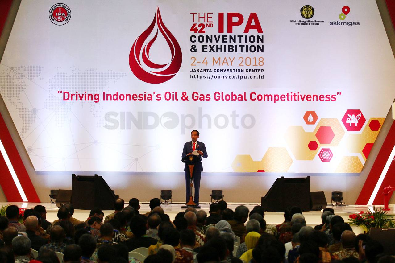 Presiden Jokowi Buka...