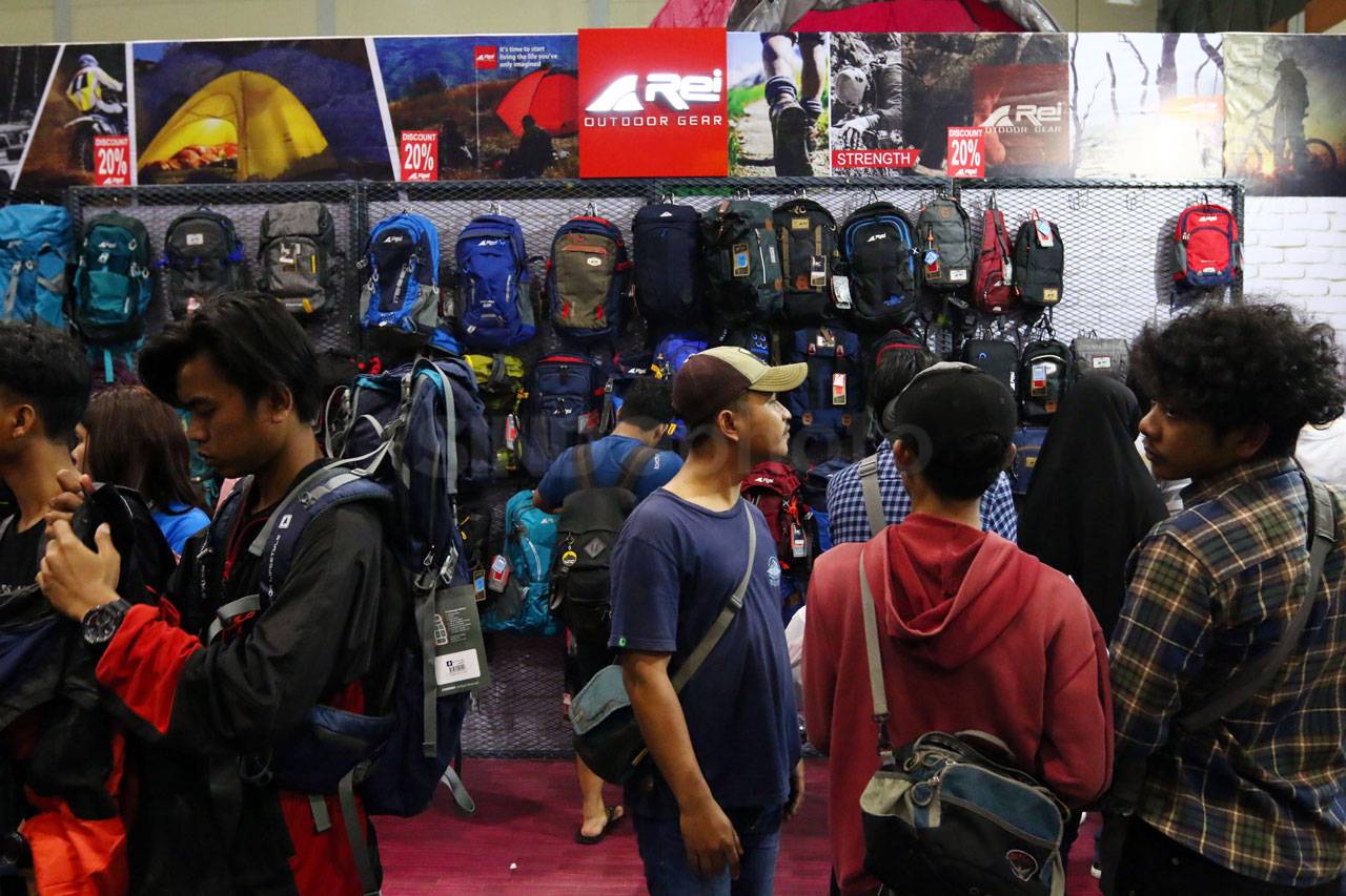 Berburu Perlengkapan...