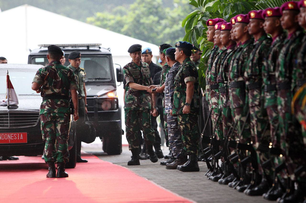 Kunjungi Mabes TNI,...
