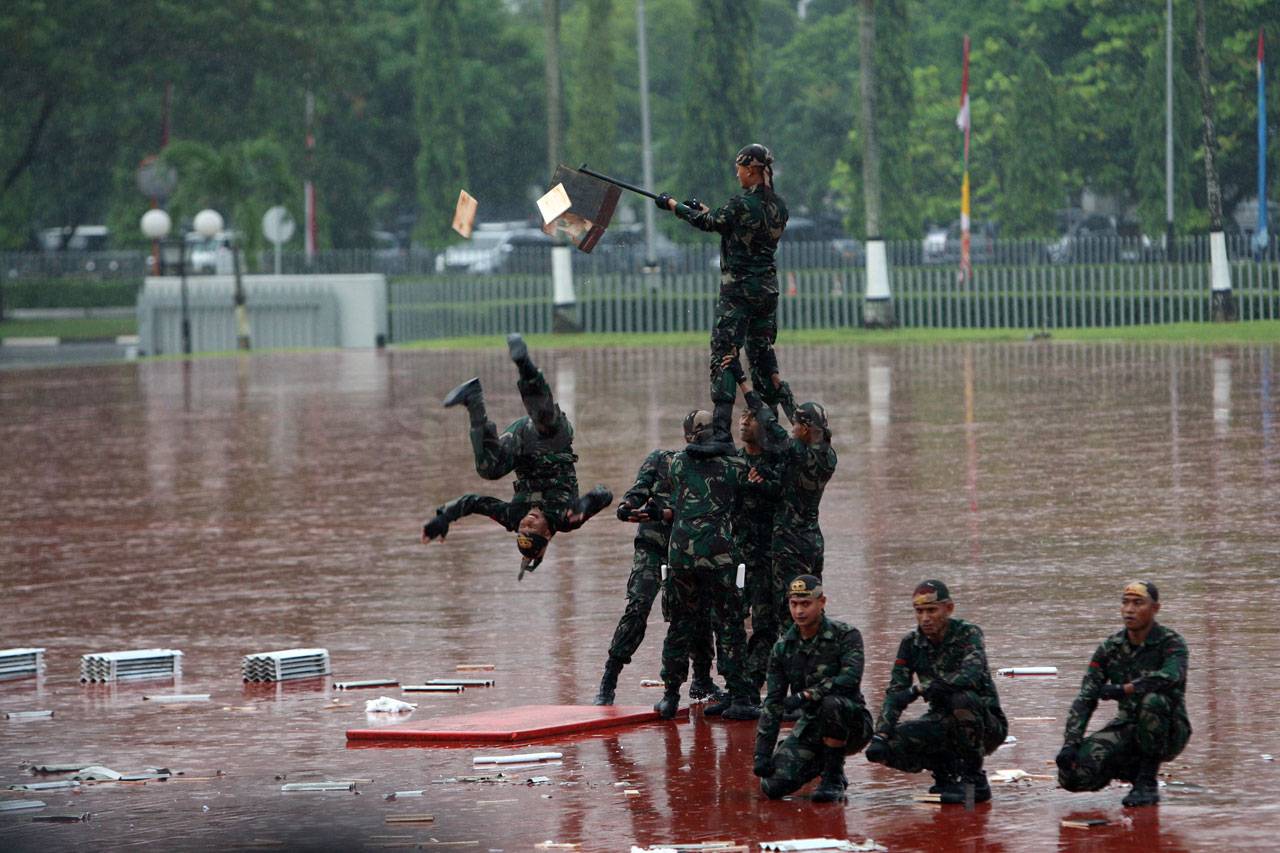 Kunjungi Mabes TNI,...