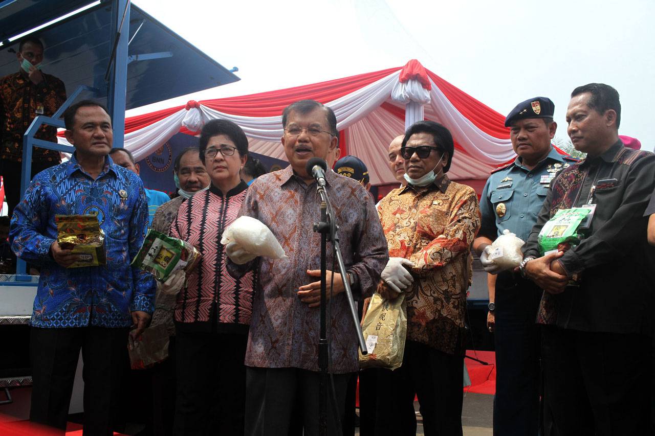 Wapres Jusuf Kalla Pimpin...