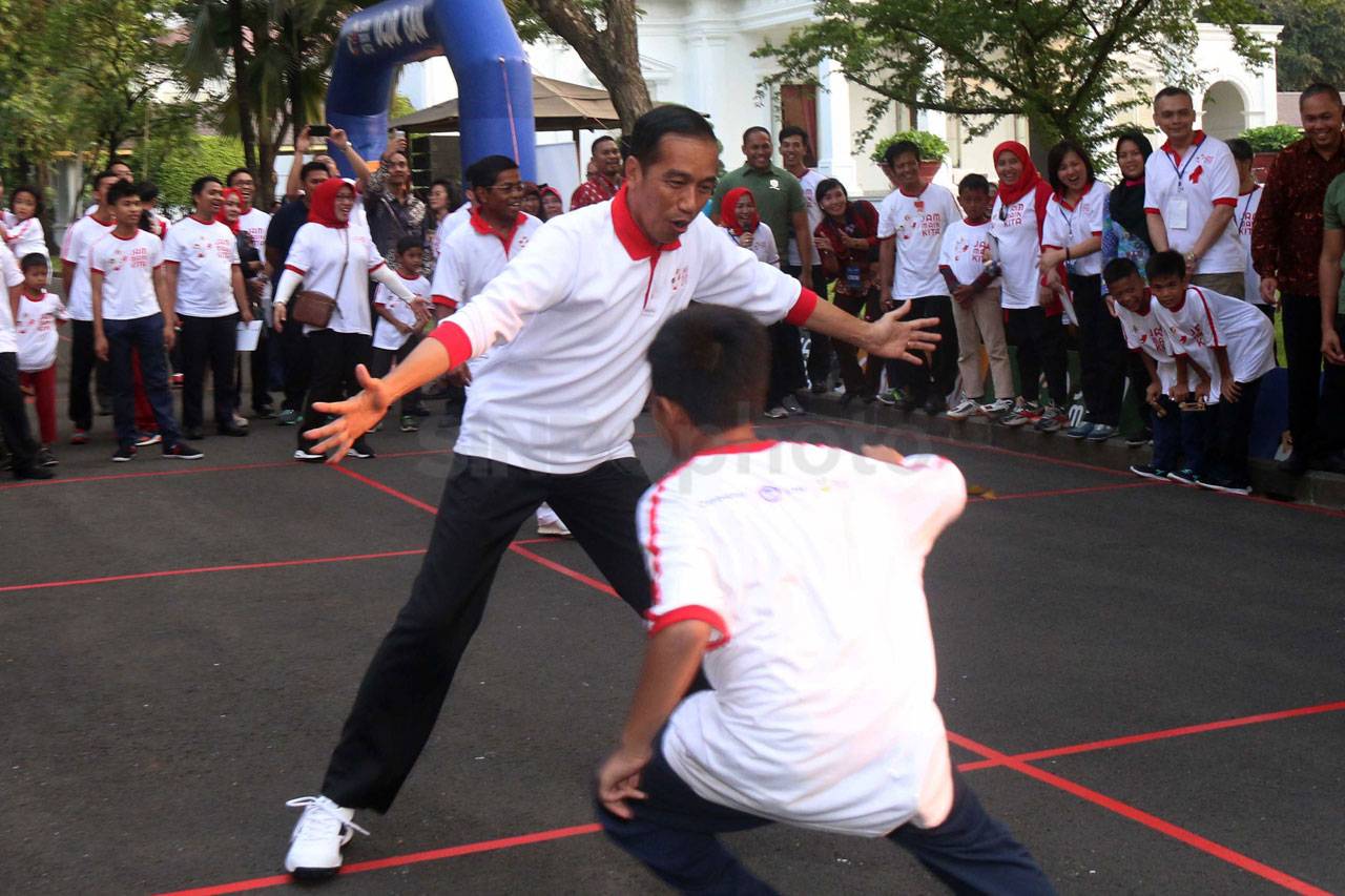 Peringati Hardiknas,...