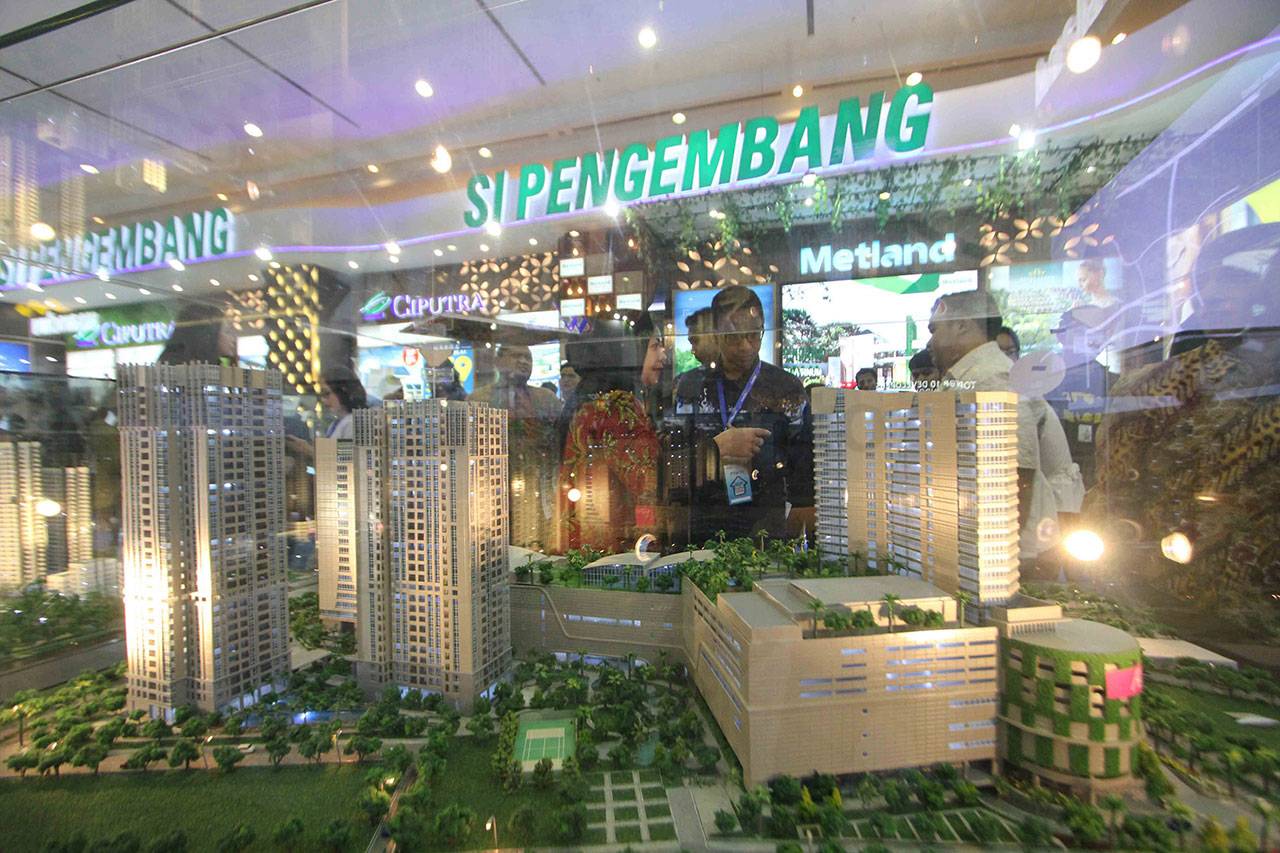 Bank Mandiri Tawarkan...