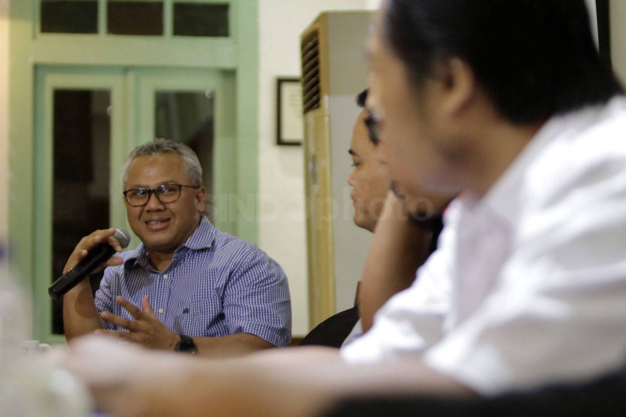 Diskusi Politik Tagar...