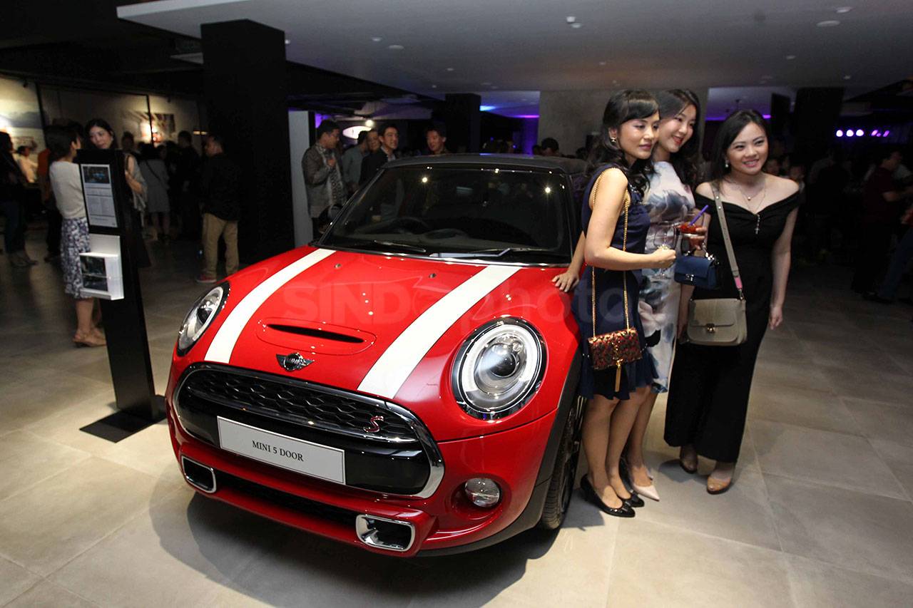 MINI Buka Diler Resmi...