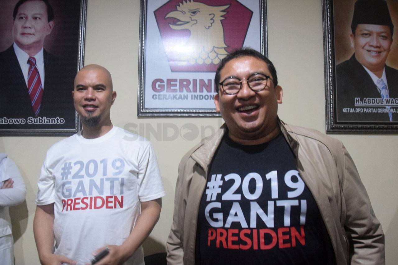 Fadli Zon Sambangi Kantor...