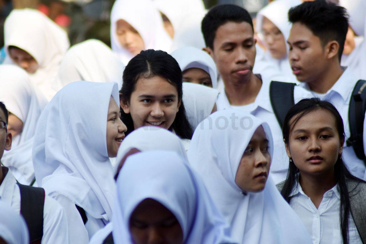 Verifikasi Mahasiswa...